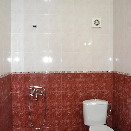 Hotel Perla 2*