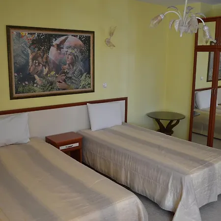 Hotel Perla 2*