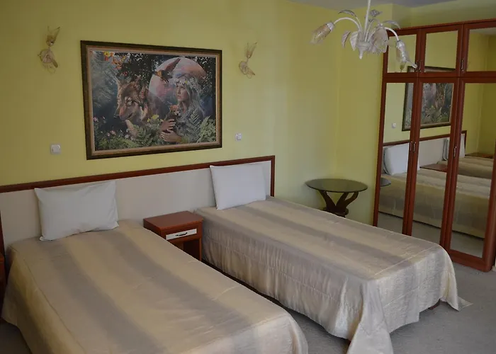 Ξενοδοχείο Perla 2*